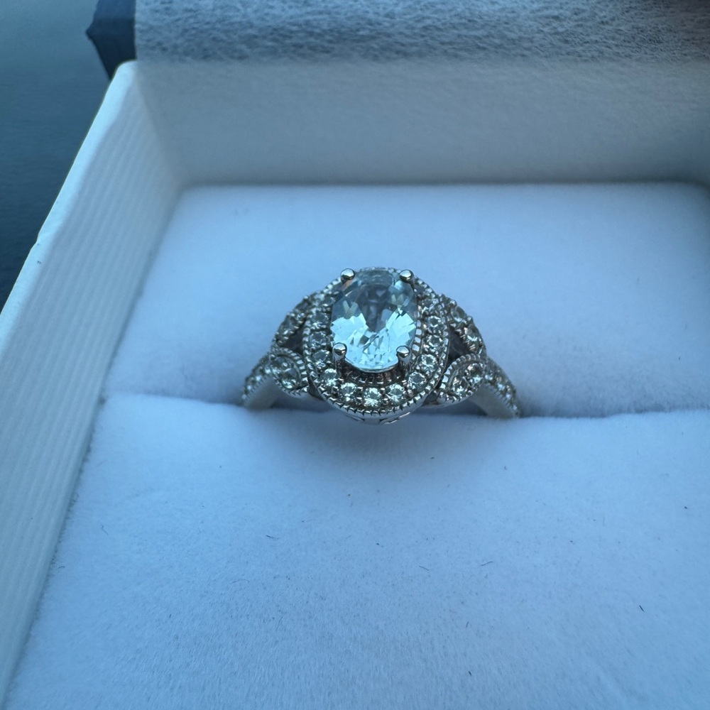 Diamond ring - Picture 3 of 3